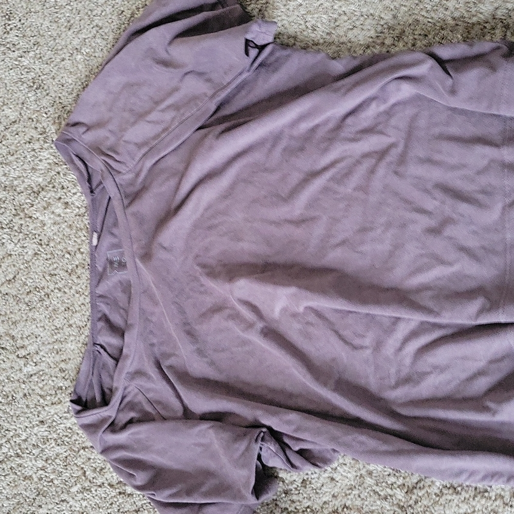 Wide neck velvet cropped tee